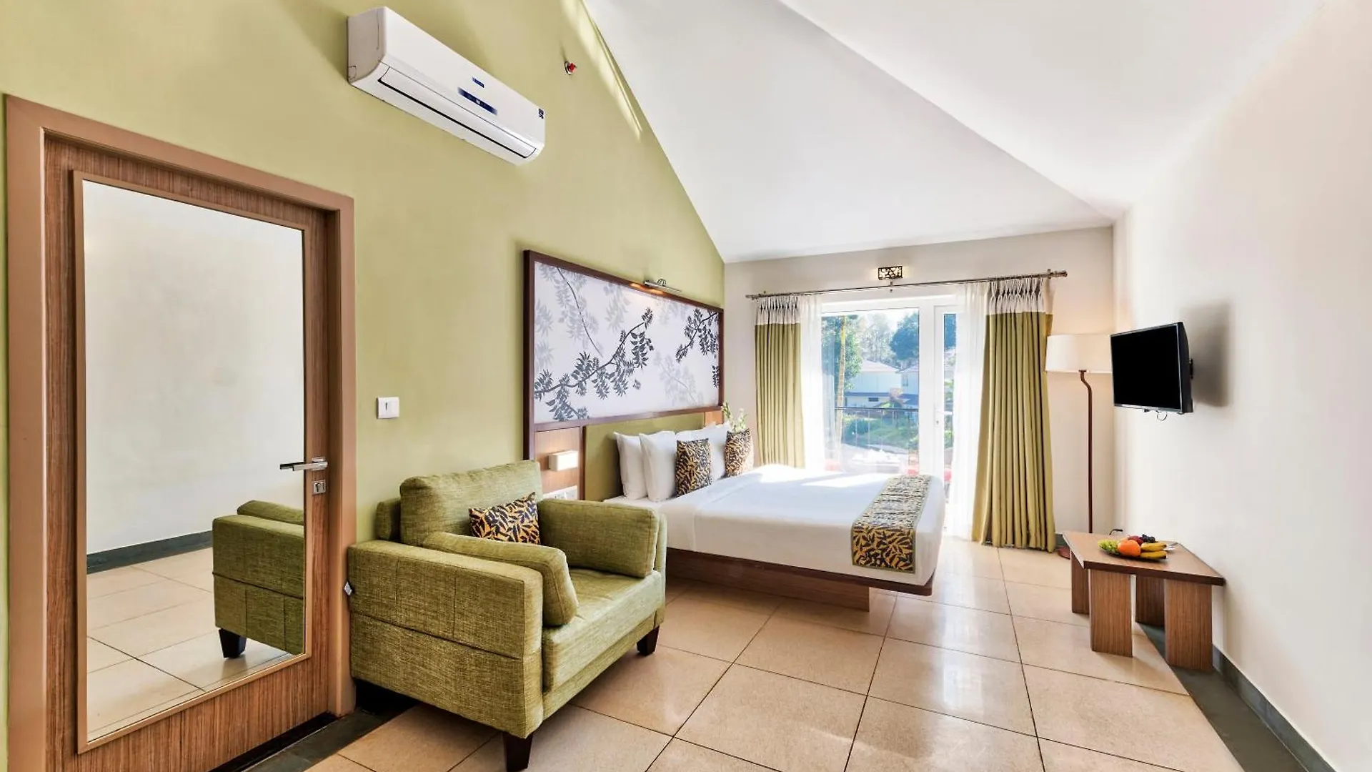 Sterling Wayanad Hotel Sultan Bathery 4*,